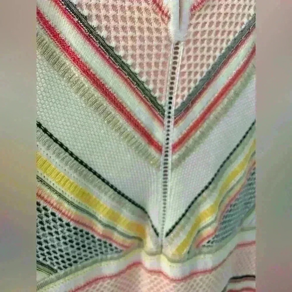 White House Black Market Knit Tank Top with Gold Metallic Threads. Size Small - Picture 6 of 9